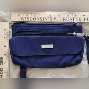 Baggallini crossbody purse